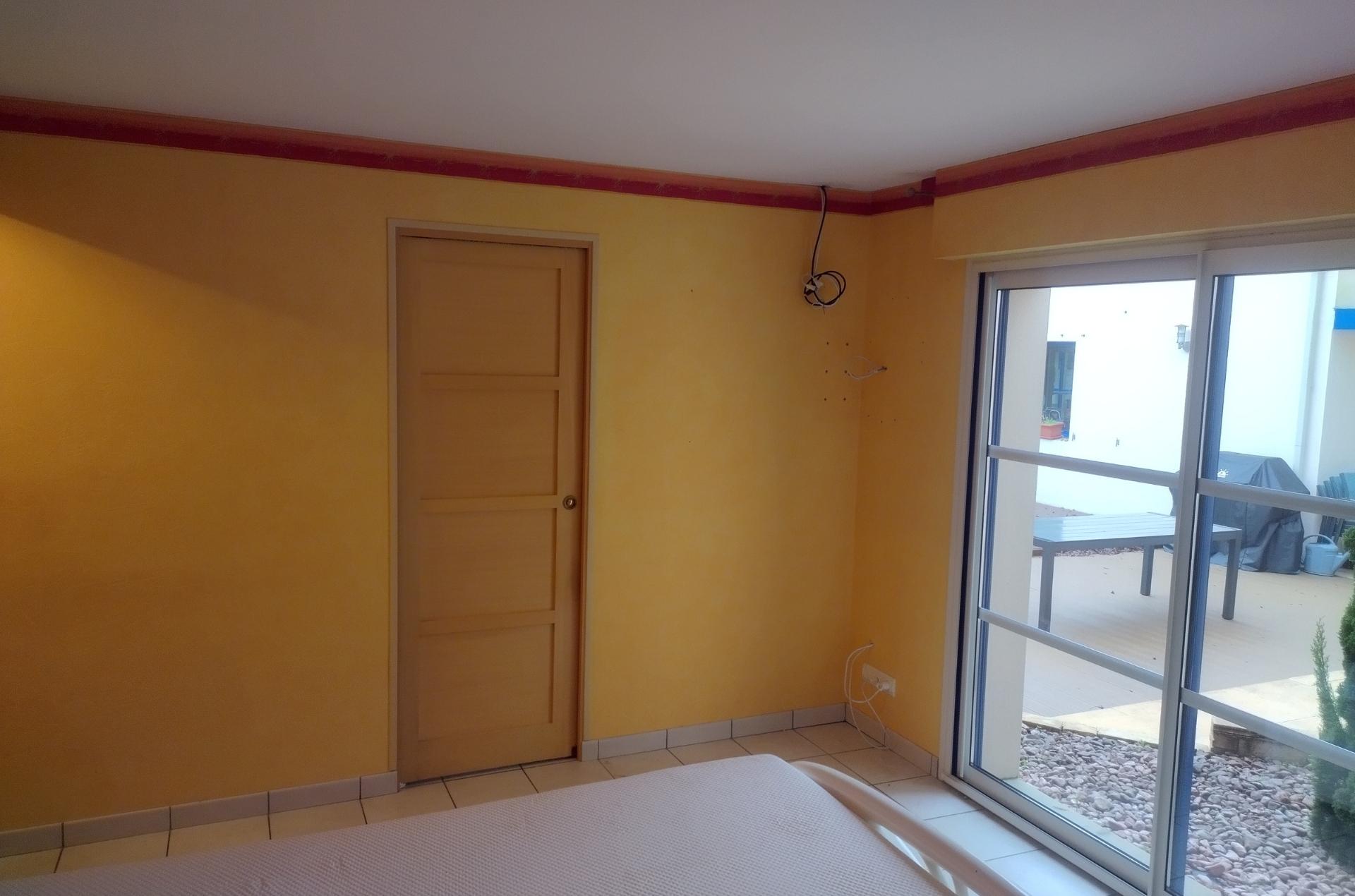 Intérieur de la maison avant peinture à Pornic Intérieur de la maison avant peinture à Pornic