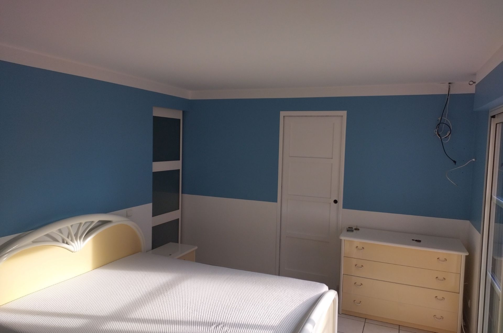 Murs repeints avec finitions soignées à Pornic Murs repeints avec finitions soignées à Pornic