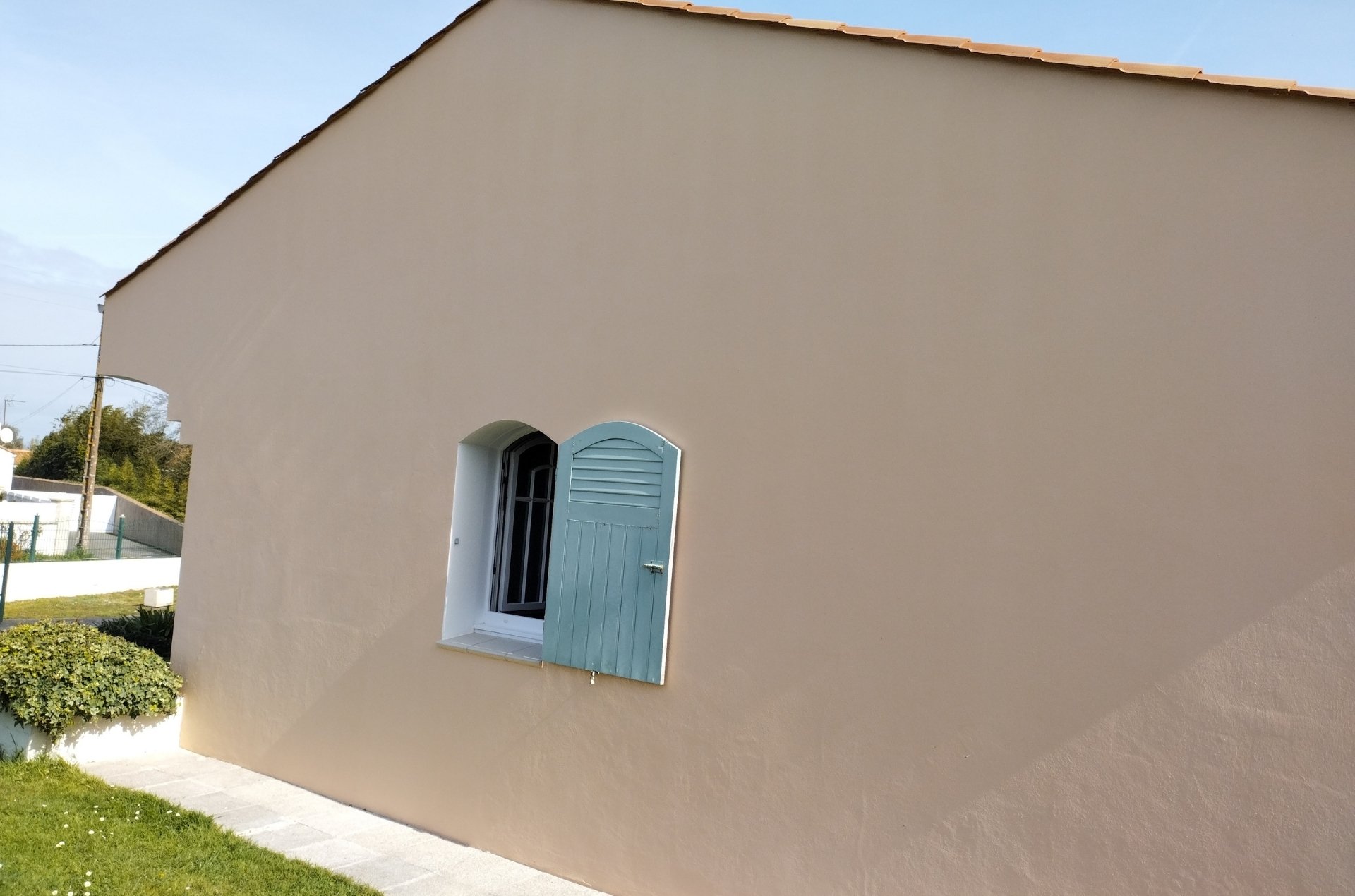 maison après travaux de nettoyage et ravalement de façade à Beauvoir-sur-Mer