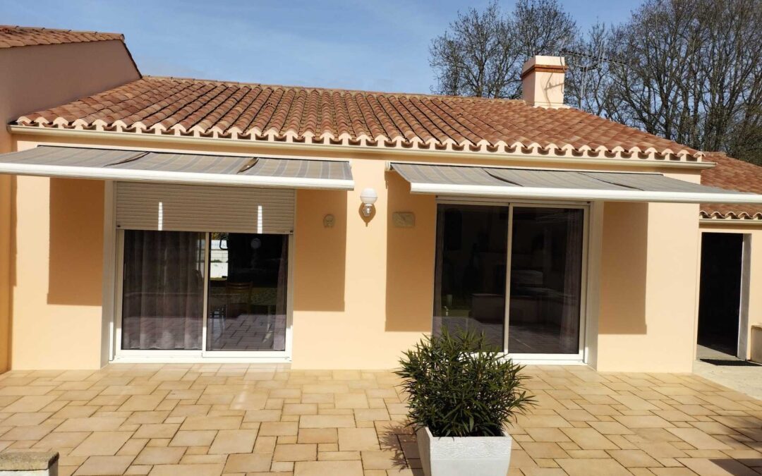 Nettoyage et ravalement de façade d’une maison à Beauvoir-sur-Mer